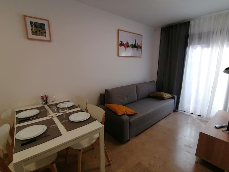 Piso Pl 2B, 20Min Plaza Cataluna Sant Adria de Besos Dış mekan fotoğraf