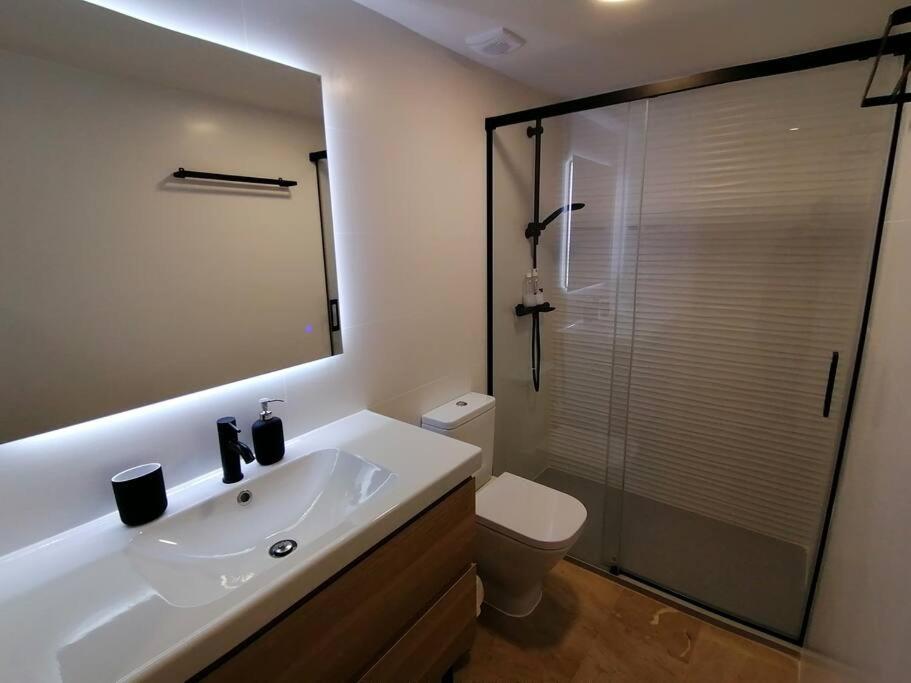 Piso Pl 2B, 20Min Plaza Cataluna Sant Adria de Besos Dış mekan fotoğraf